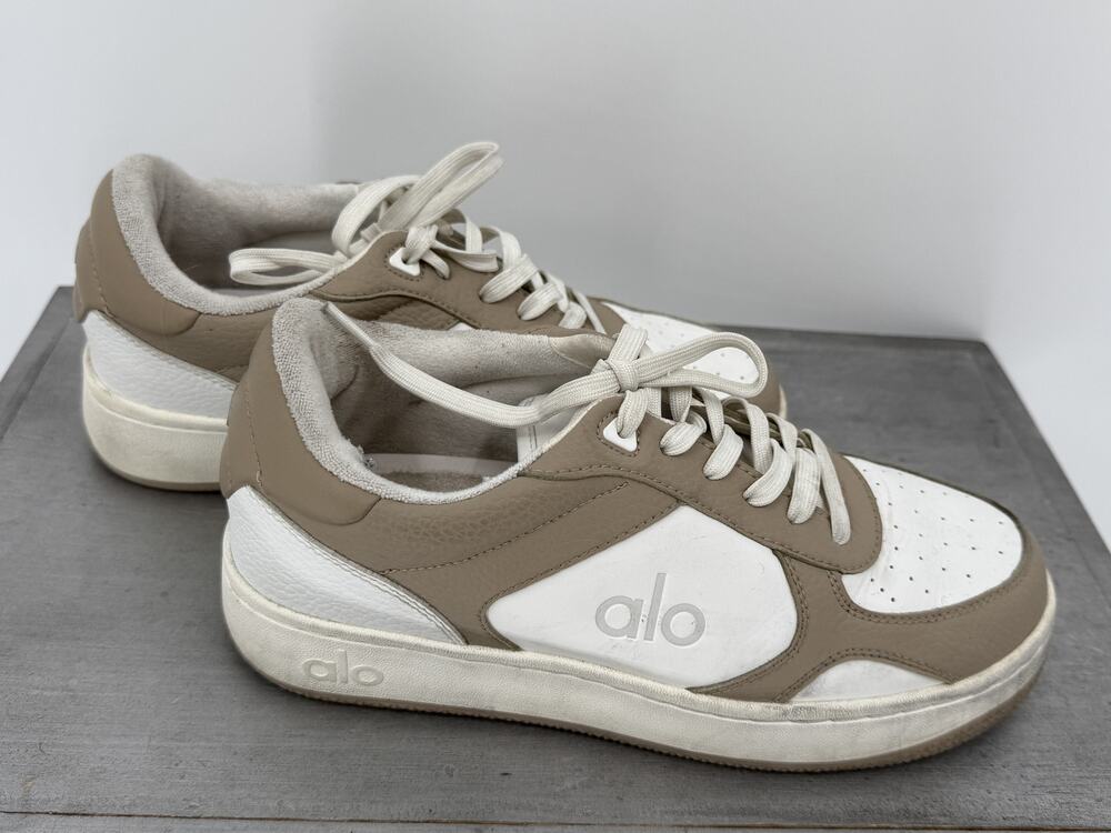 Alo Yoga Recovery Mode Style A0685U Tan /White Sneakers Size Mens 7 / Womens 8.5